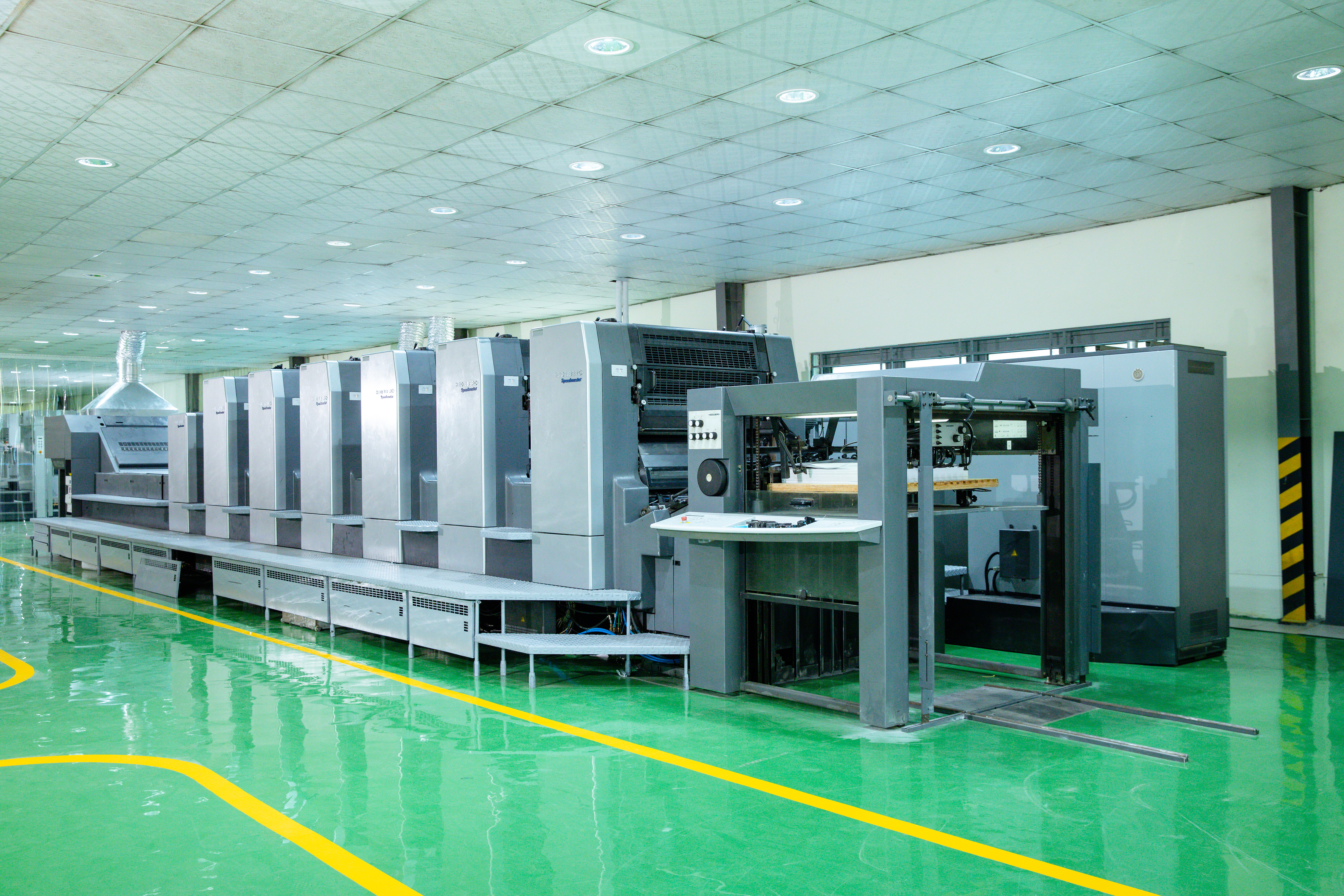 Máy in Offset tờ rời 6 màu Heidelberg Speedmaster 